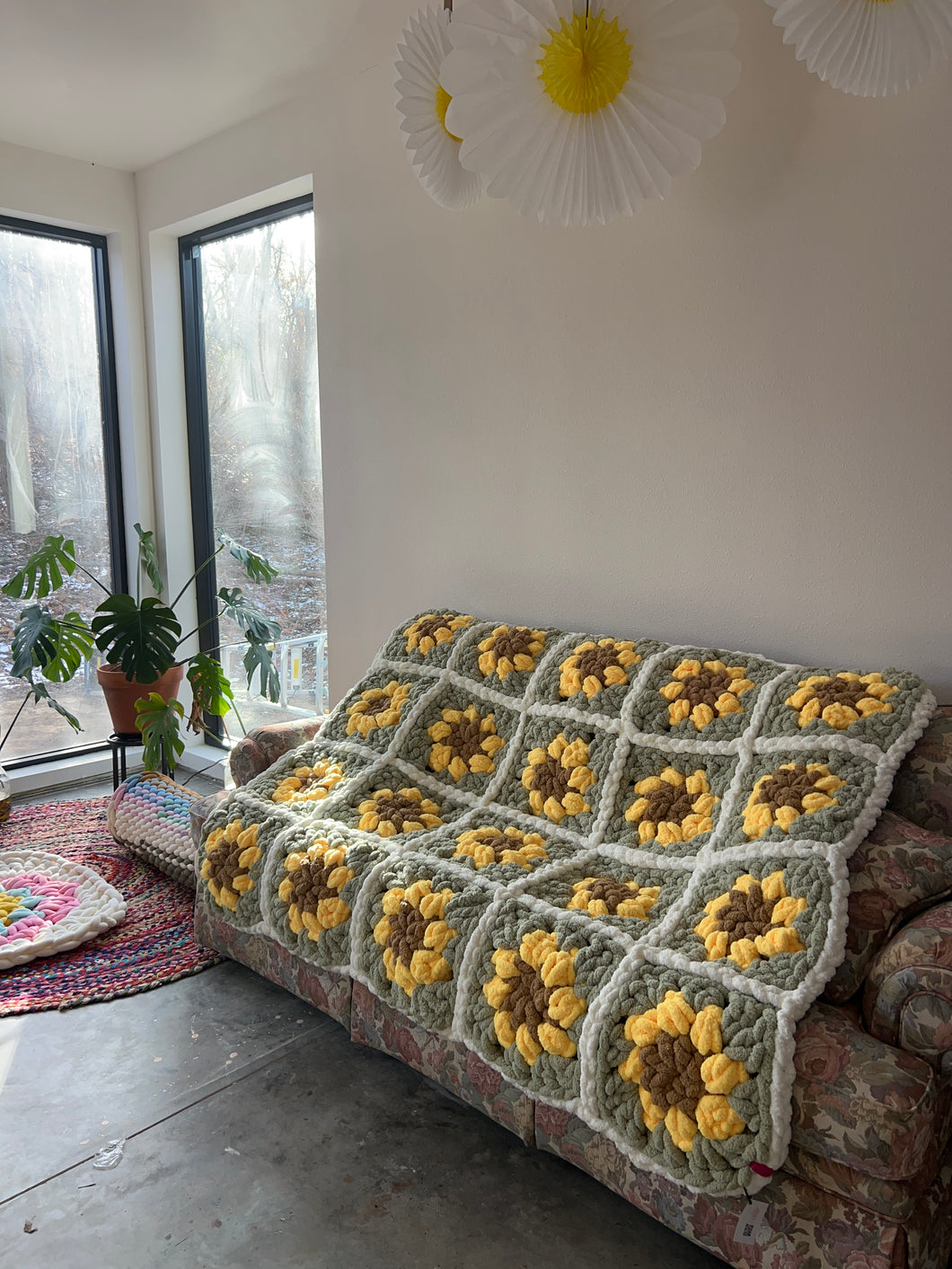 Sunflower Blanket, granny square, chenille yarn [ready to ship]